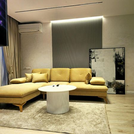 Center Apartment Easy_Luxury ティラナ エクステリア 写真
