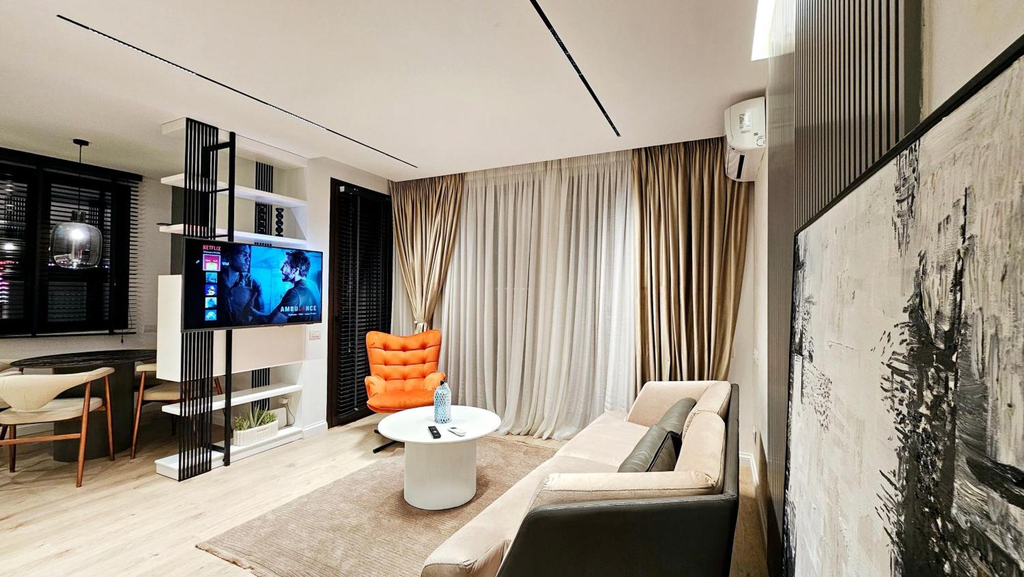 Center Apartment Easy_Luxury ティラナ エクステリア 写真