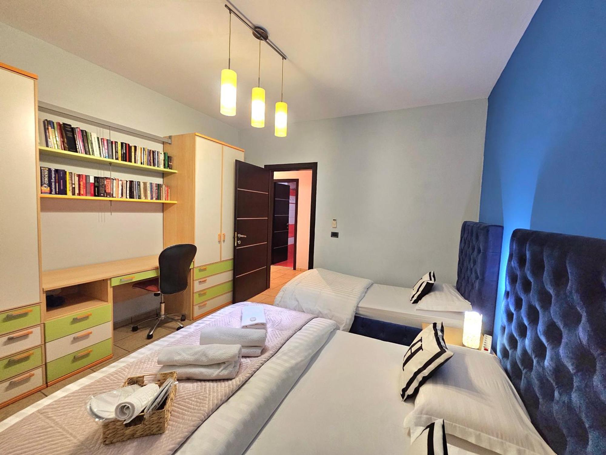 Center Apartment Easy_Luxury ティラナ エクステリア 写真