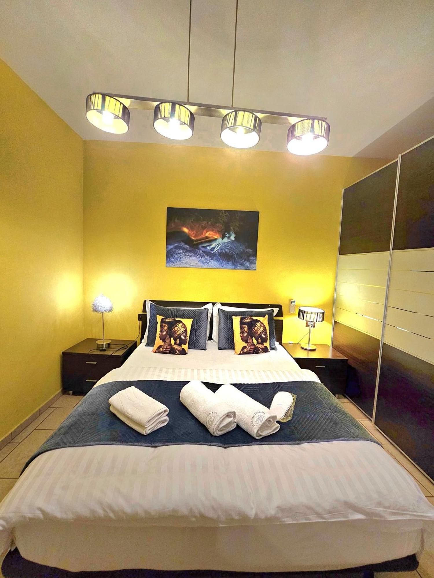 Center Apartment Easy_Luxury ティラナ エクステリア 写真