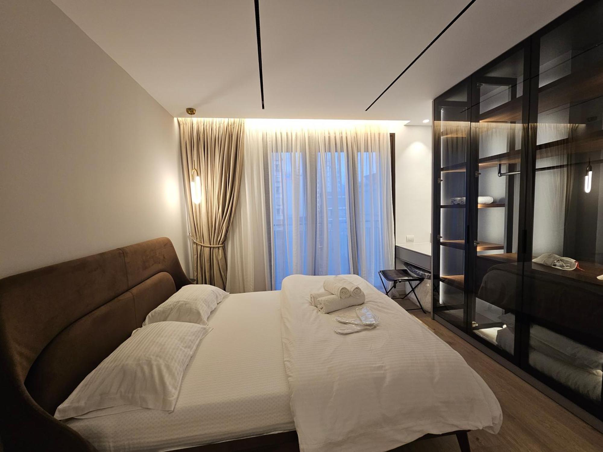Center Apartment Easy_Luxury ティラナ エクステリア 写真