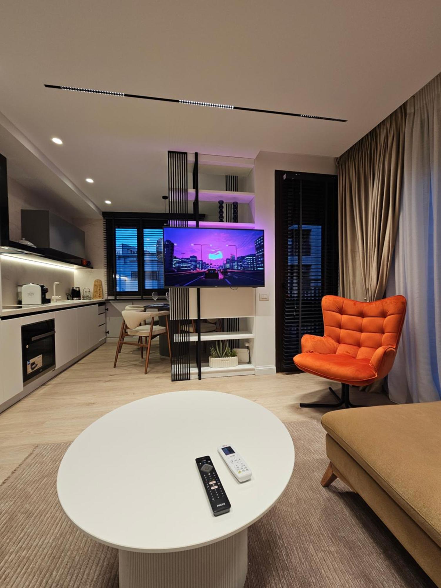 Center Apartment Easy_Luxury ティラナ エクステリア 写真