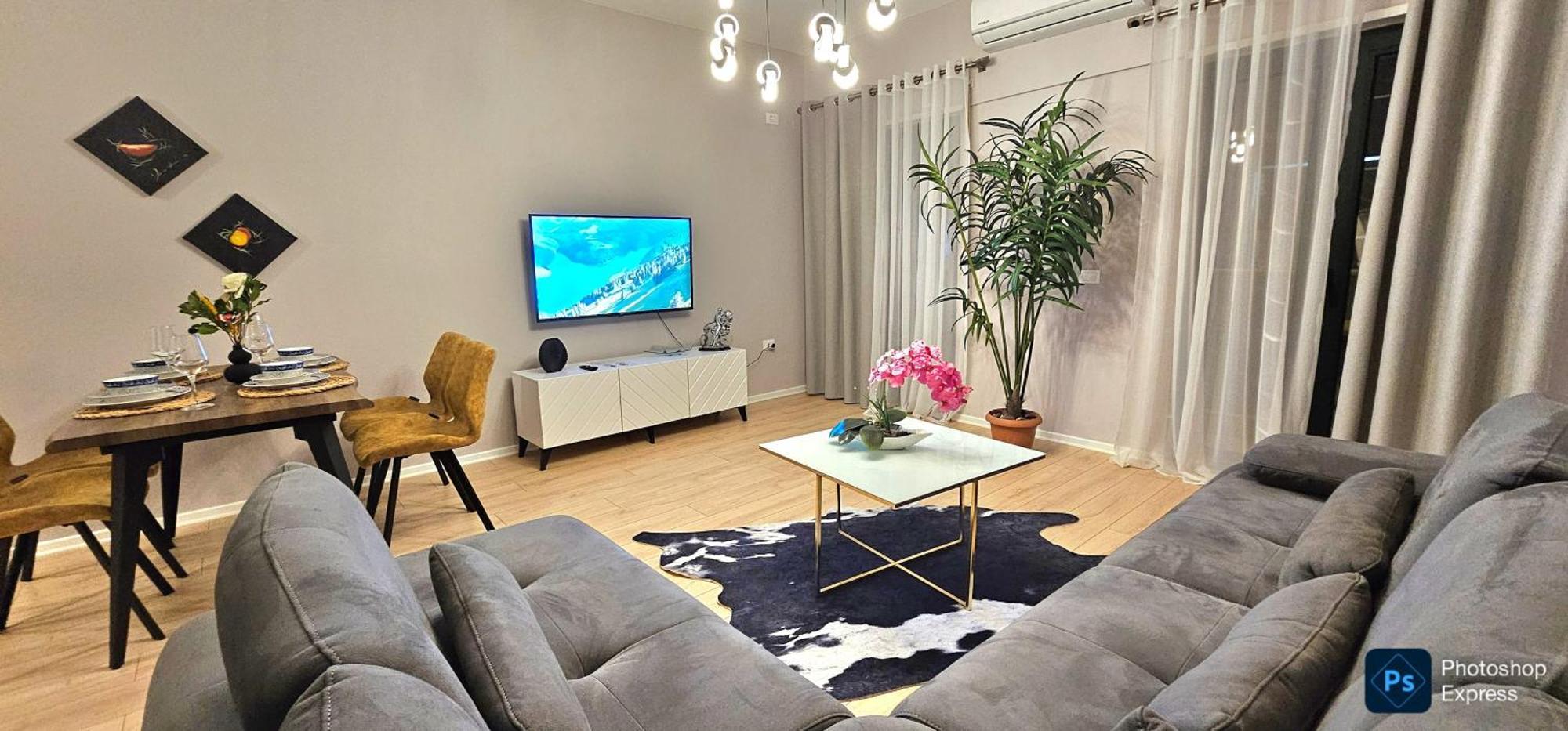 Center Apartment Easy_Luxury ティラナ エクステリア 写真